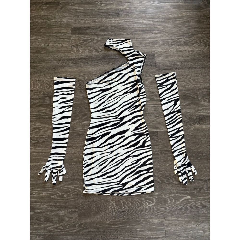 NWOT Miscreants London x Revolve Black & White Zebra Choker Neck Mini Dress US 4